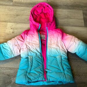 Toddler girls coat size 2T color is pink blue and white